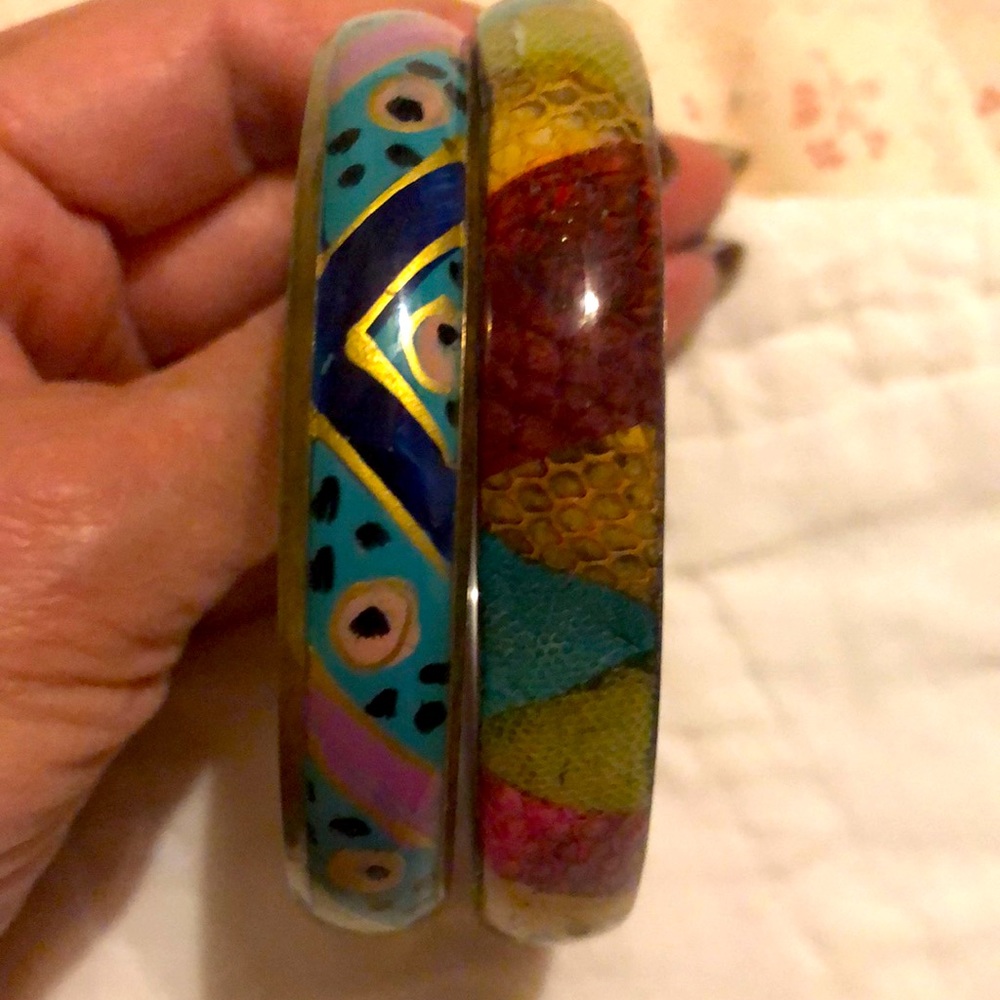 NOT FOR SALE !!!!!! Vintage bangles (set of 2)